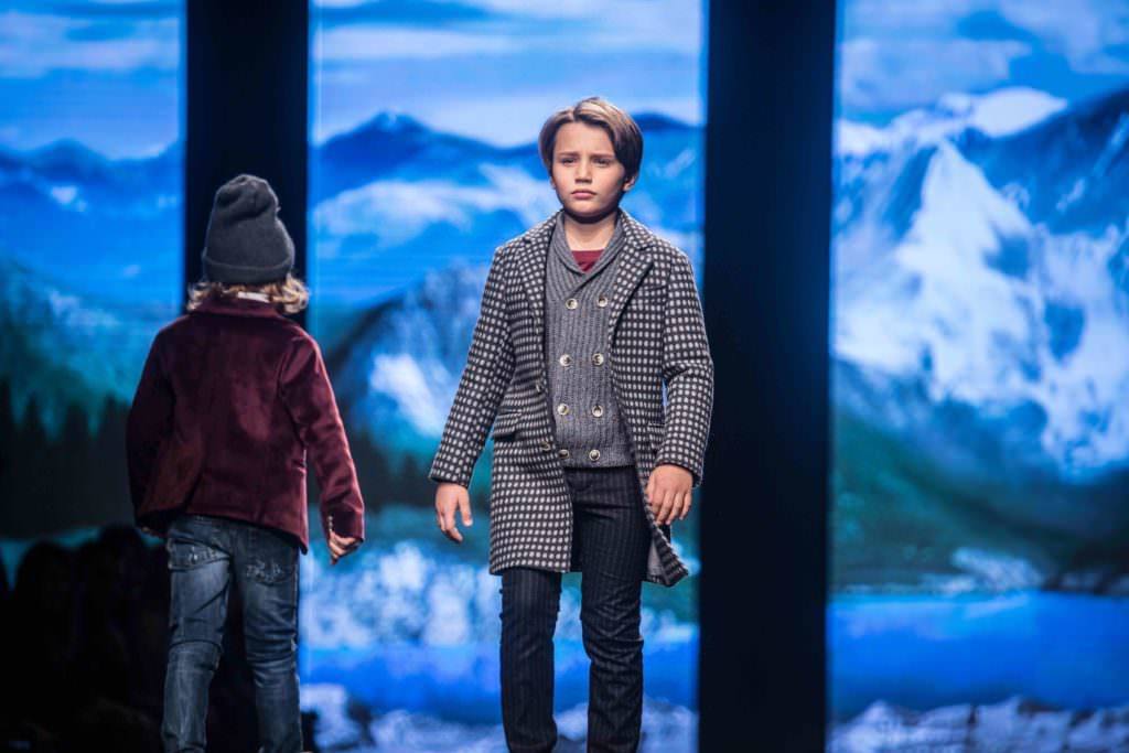 Super cool for boys spotted coat at Monnalisa Hitchhiker catwalk show in Florence