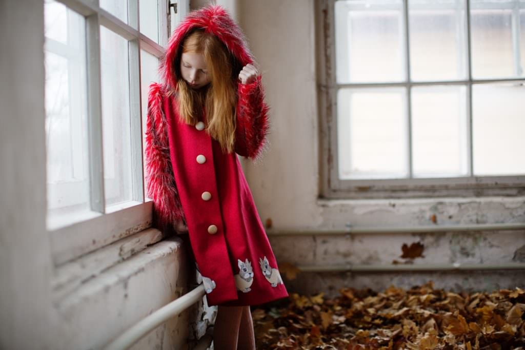 Beautiful red riding hood coat by ISEkids for fall/winter 2017 kidswear