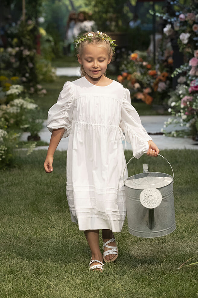 Ruched big sleeves for summer 2020 kids fashion from Il Gufo at Pitti Bimbo