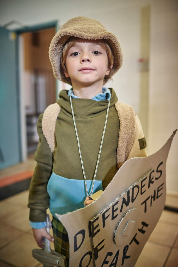 A Defender of the Earth at Il Gufo FW20 kids fashion show