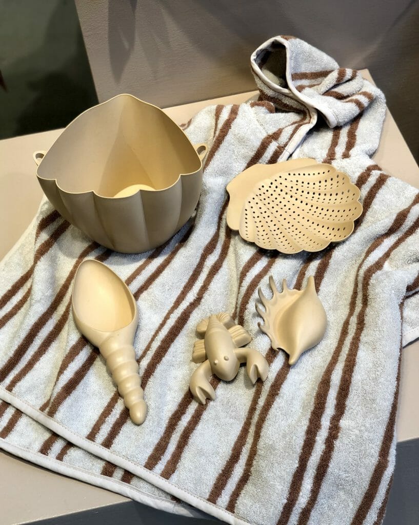 The most beautiful sand bucket and shape toys at Klonges Slojd at CIFF Youth Jan 2020