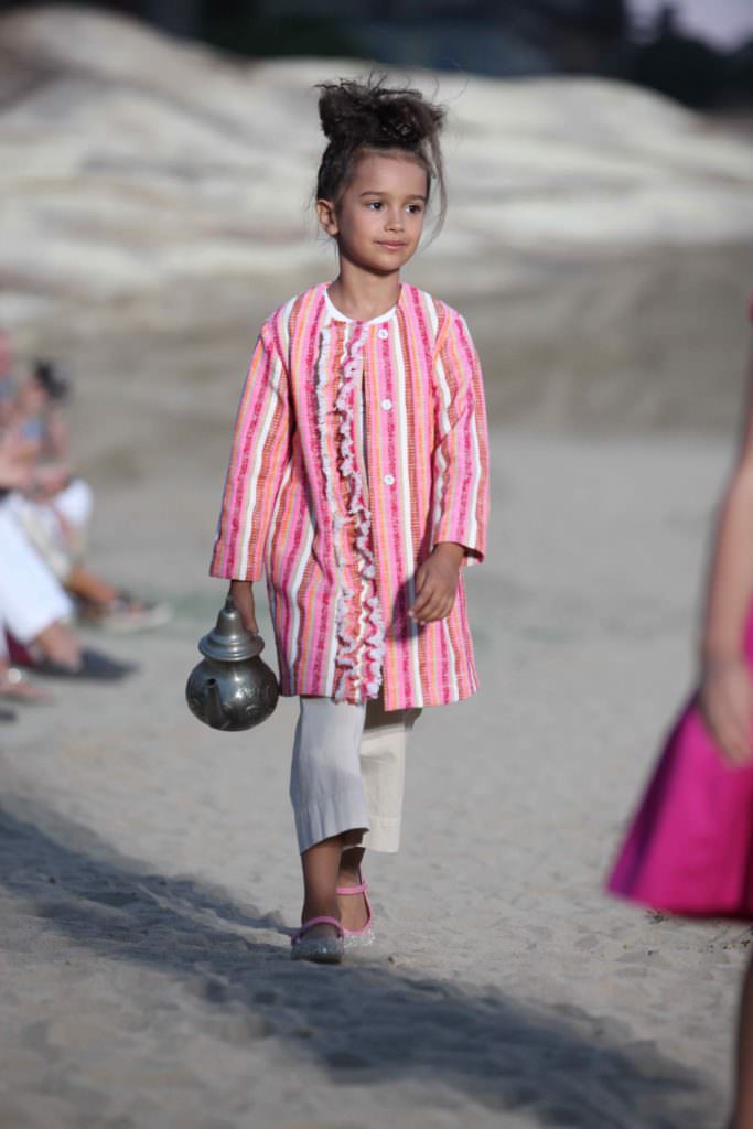 Ethnic touches in a striped dress at Il Gufo for summer 2018 girlswear