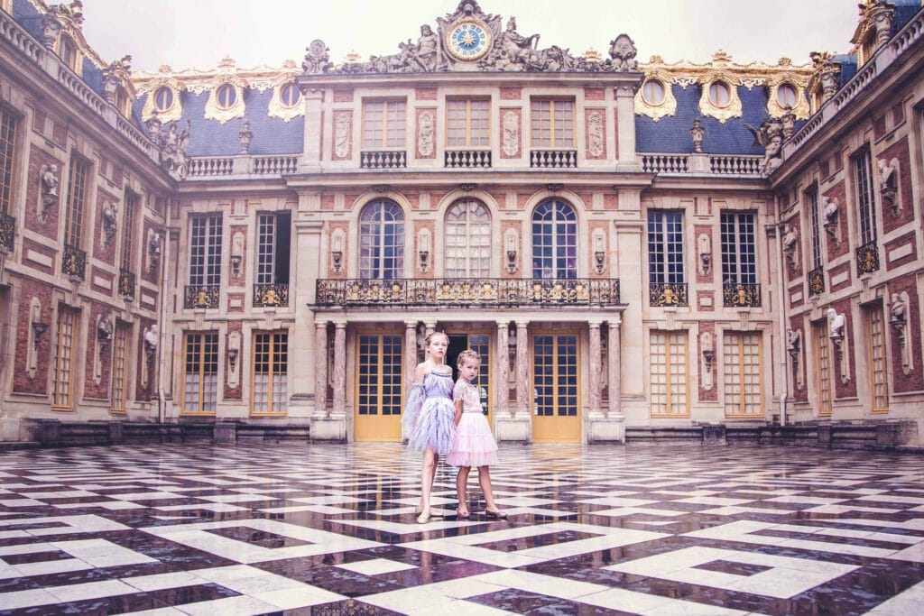 Tutu Du Monde prefall 2018 was shot in the extraordinary palace of Versailles
