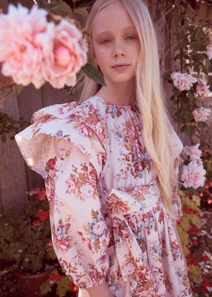Ruffled sleeves are such a big trend in girlswear right now, here in a soft floral print at Petite Amalie